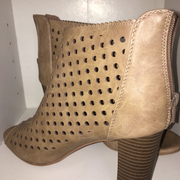 NWT Booties - Picture 2 of 3